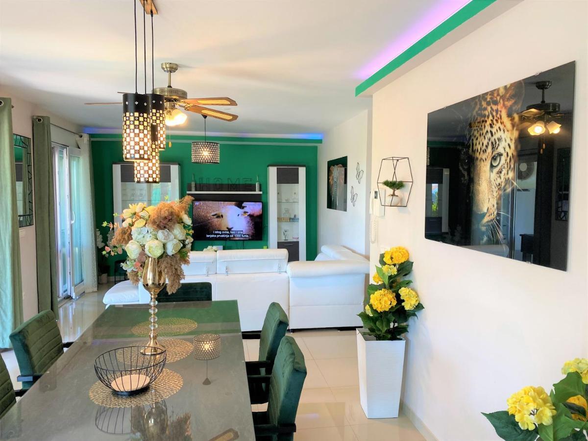 Lux Apartment Sea Shell With Jacuzzi มาคาร์สกา ภายนอก รูปภาพ
