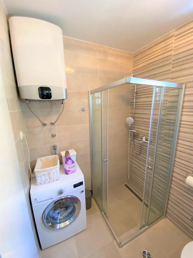 Lux Apartment Sea Shell With Jacuzzi มาคาร์สกา ภายนอก รูปภาพ